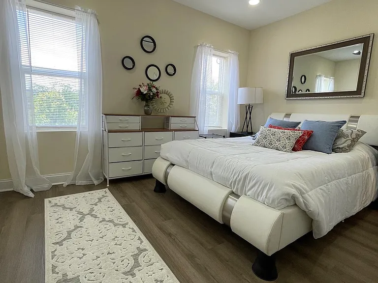 1516 N Patterson Park Ave — Photo 5