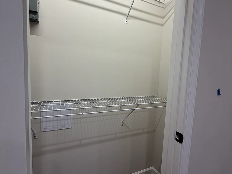 800 Massanutten Ave — Photo 7