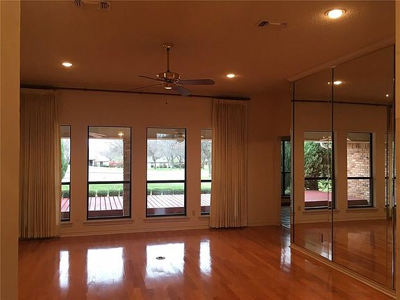 5th image of 11629 Pine Creek Ct