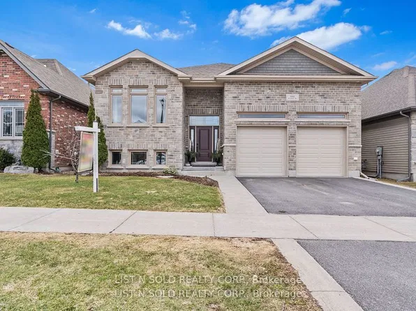 892 Roshan Dr, Kingston, ON K7P 0B2