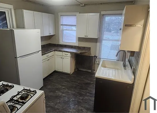 651 Elfelt St #2 — Photo 6