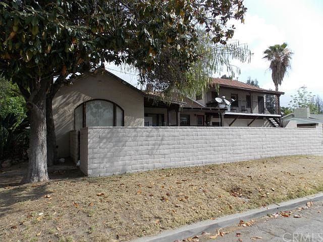 1st image of 1807 N Sierra Way