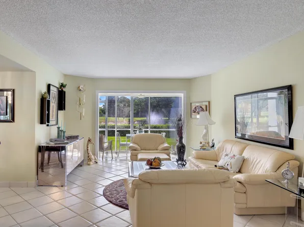 3597 Birdie Drive #106, Lake Worth, FL 33467
