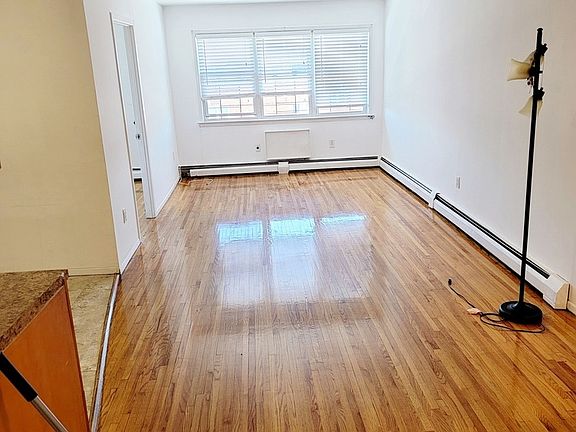 3rd image of 58-25 75th St #3
