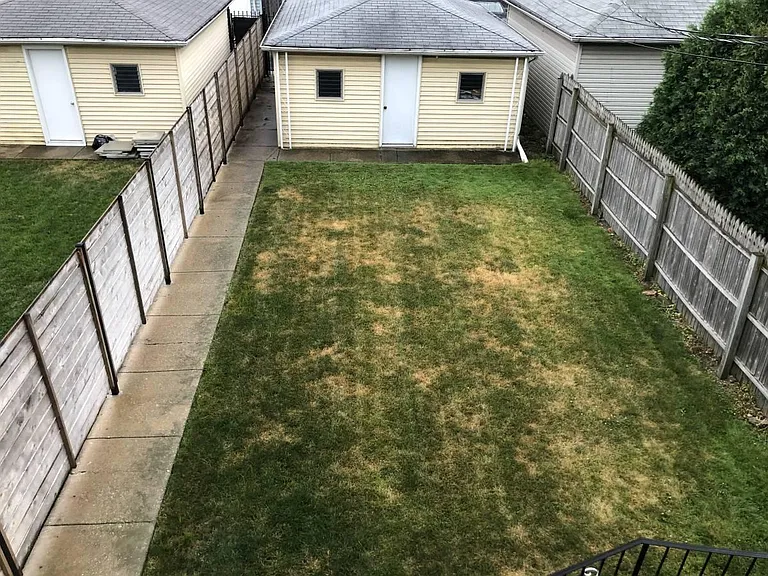 2155 W Erie St #2 — Photo 9