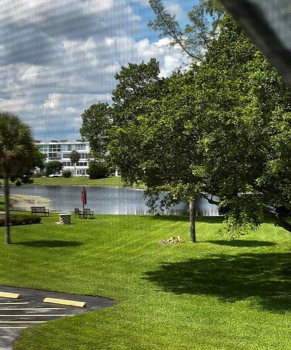 1st image of 262 Farnham Court #262