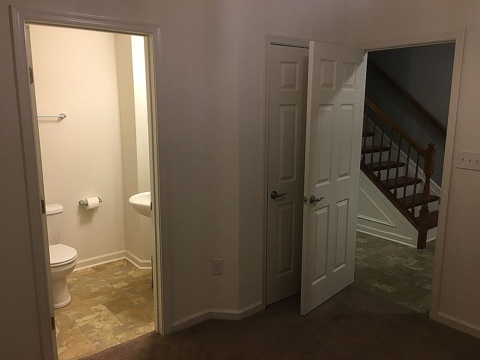 1st image of 117 Cecilia Carey Ln