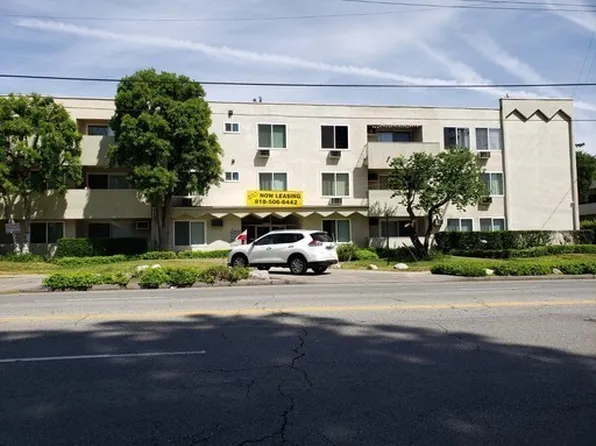 5000 Coldwater Canyon Ave #9, Sherman Oaks, CA 91423