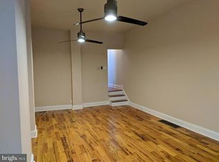 326 W Queen Ln, Philadelphia, PA