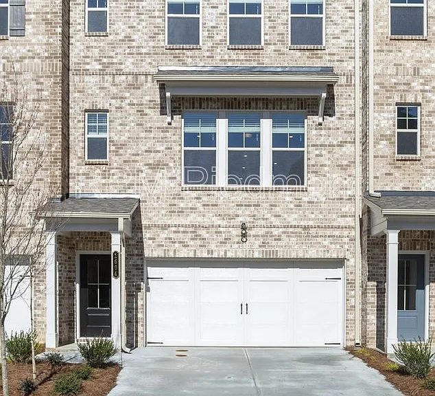 1604 Halbrook Pl SW — Photo 31