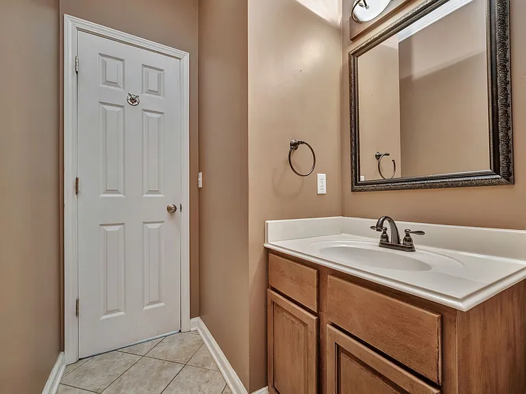 1576 Old Hillsboro Rd — Photo 20