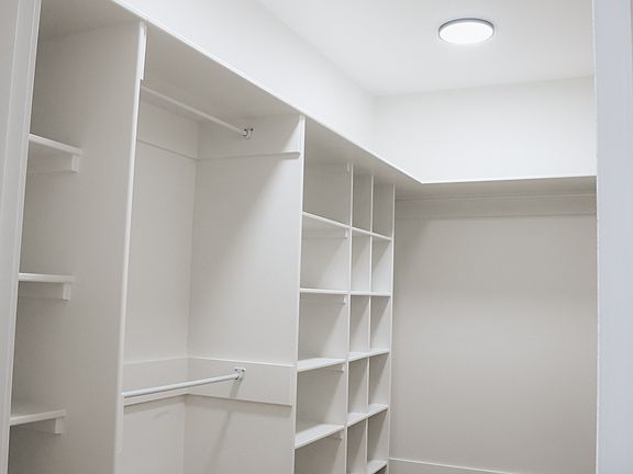 4th image of 6436 Road 2.05 NE