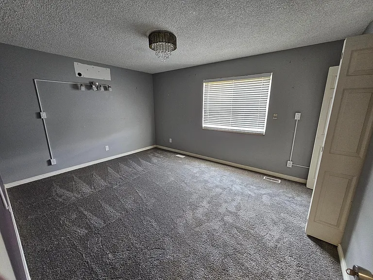 1504 S Salem Cir — Photo 13
