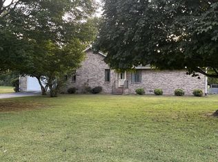 602 Twelve Oaks Rd, Tullahoma, TN 37388