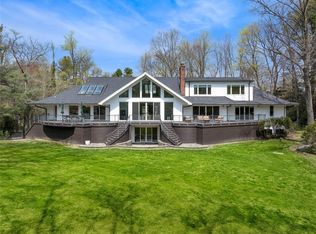 188 Woodlands Rd, Harrison, NY 10528