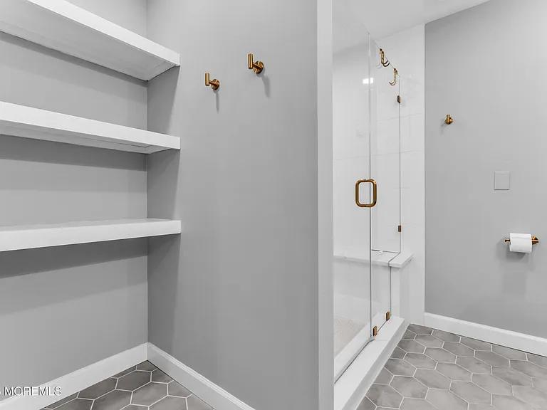 141 Old Orchard Ln — Photo 29