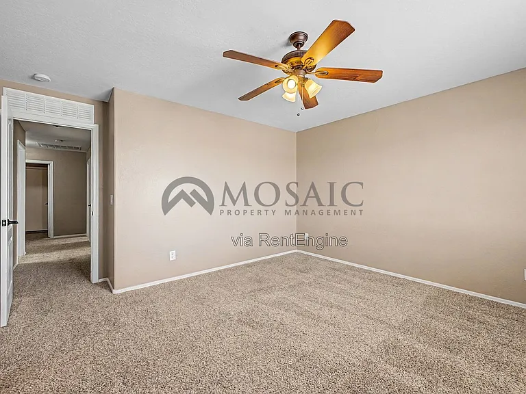272 W Settlers Trl — Photo 14