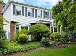 26 Kingston Terrace Dr S, Princeton, NJ 08540