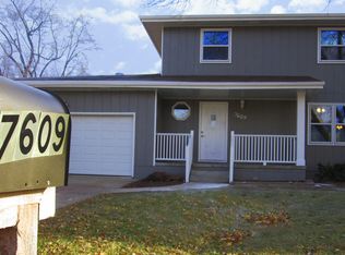 7609 Chandler Acres Dr, Bellevue, NE 68147