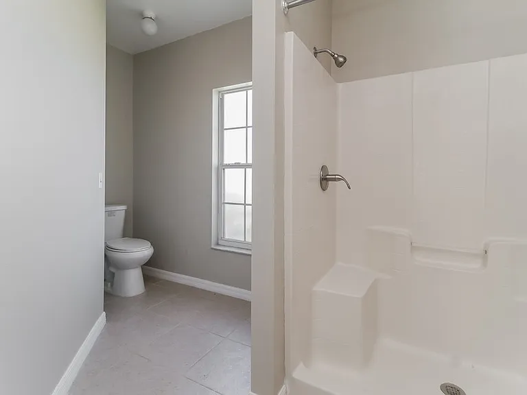 1005 Dudley Dr — Photo 11
