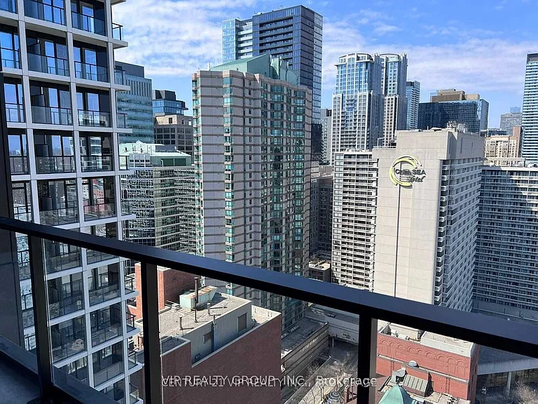 20 Edward St #2201 — Photo 7