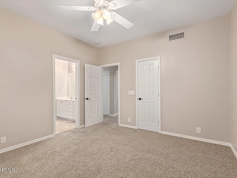 1211 E Desert Flower Ln — Photo 31