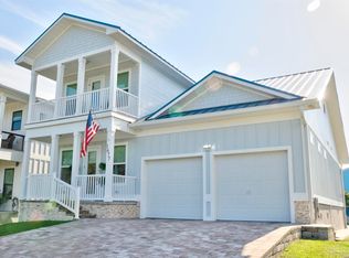 1677 Stanford Rd, Gulf Breeze, FL 32563