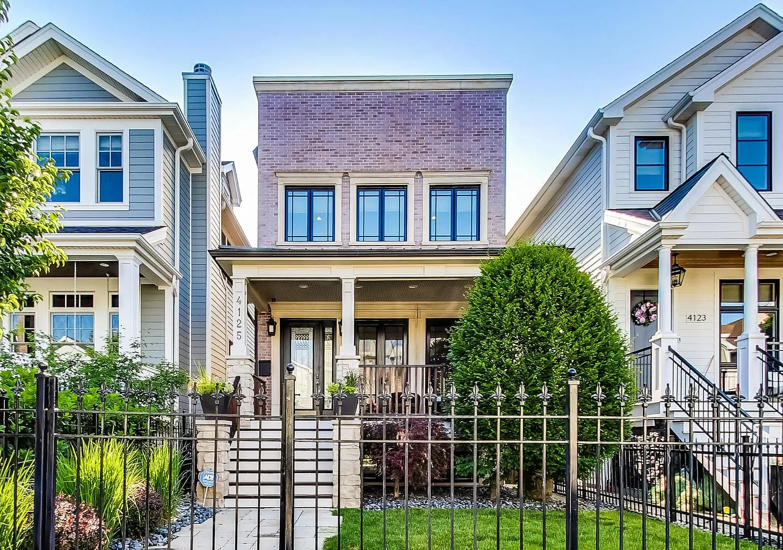 4125 N Oakley Ave, Chicago, IL 60618 | Zillow