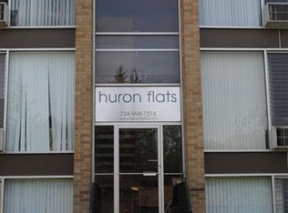 1117 W Huron St APT 105, Ann Arbor, MI 48103