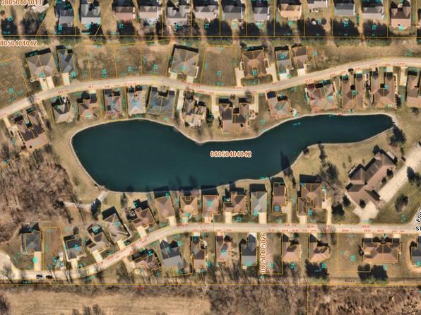 3912 Essex Blvd, Belleville, IL 62226