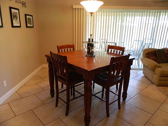 3rd image of 2836 Keene Park Dr