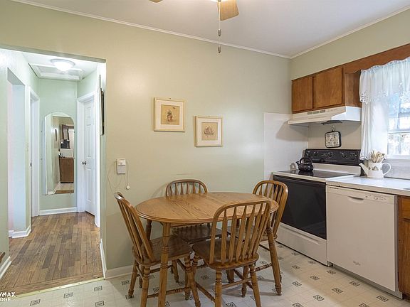 4th image of 1335 Martha Ave