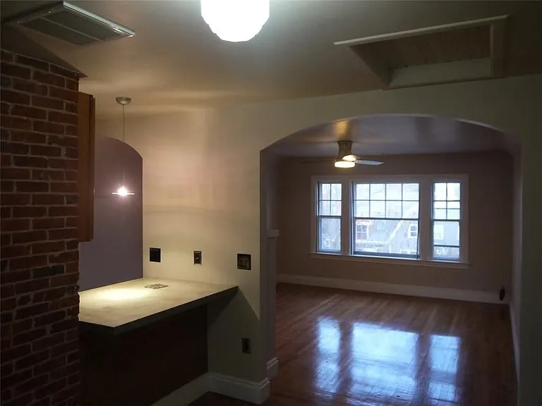 283 Norwood Ave — Photo 5