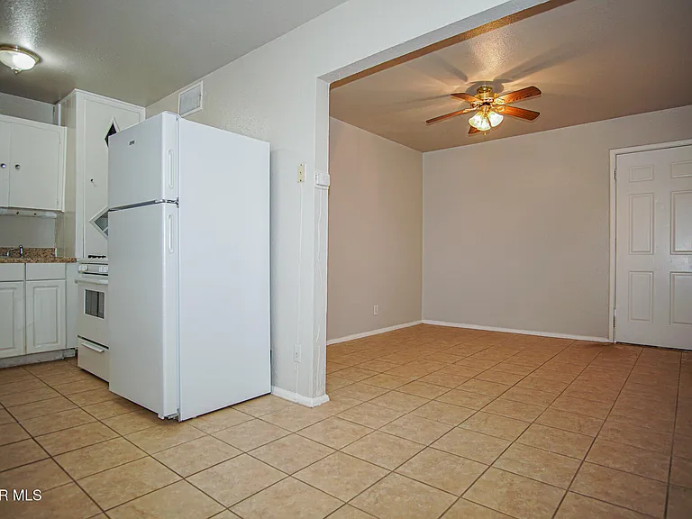 1317 Saint Johns Dr #6 — Photo 5