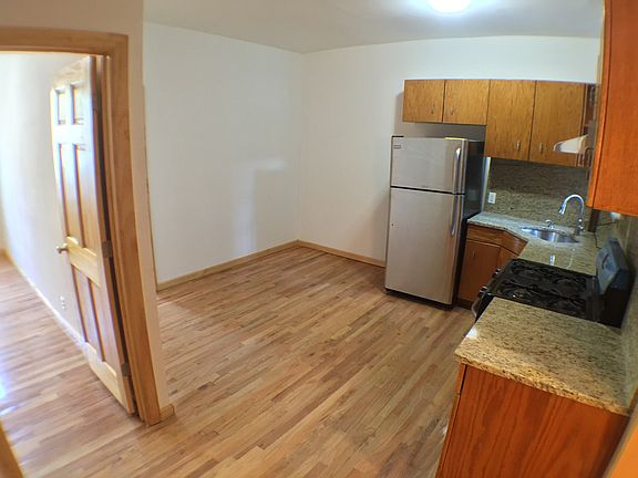5th image of 3011 41st St APT 3