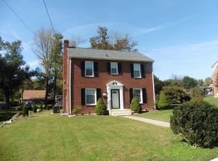 319 Crompton Rd, Waynesboro, VA 22980