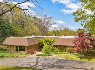 3244 Pineland Rd SW, Roanoke, VA 24018