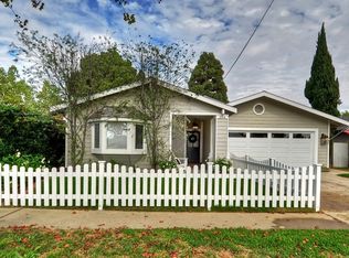 256 22nd St, Costa Mesa, CA 92627