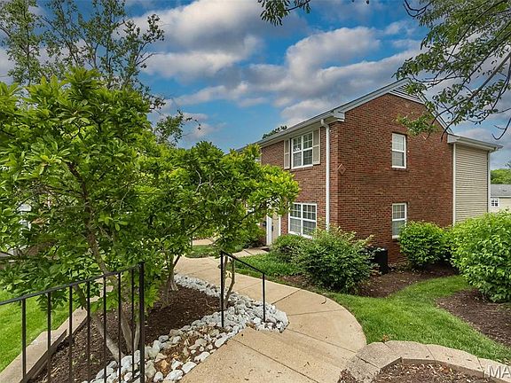 2nd image of 1517 Oriole Ln
