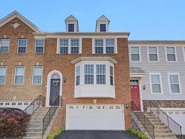 16667 Danridge Manor Dr, Woodbridge, VA 22191