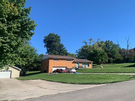3rd image of 510 Cedar Dr