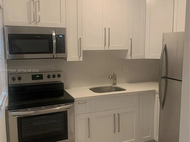 1218 Salzedo St #6 — Photo 3