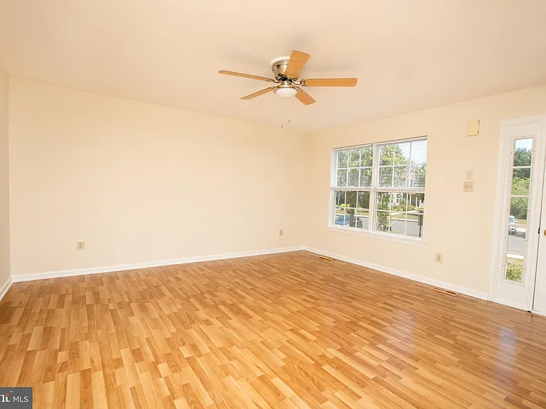 5025 Rebecca Fell Dr — Photo 3