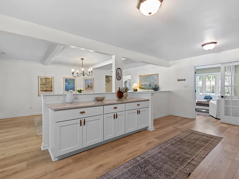 524 Rodney Ln — Photo 9