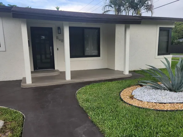 800 NE 155th Terrace, Miami, FL 33162