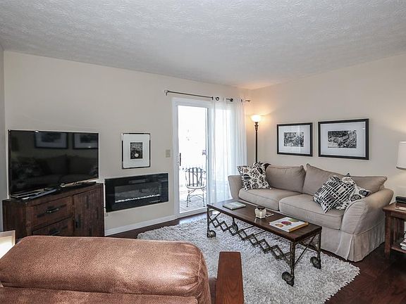 4th image of 555 Aspen Glen Dr APT 705