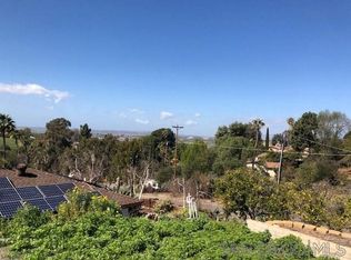 725 Hutchison St, Vista, CA 92084