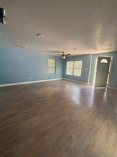 4th image of 2926 Tampico St