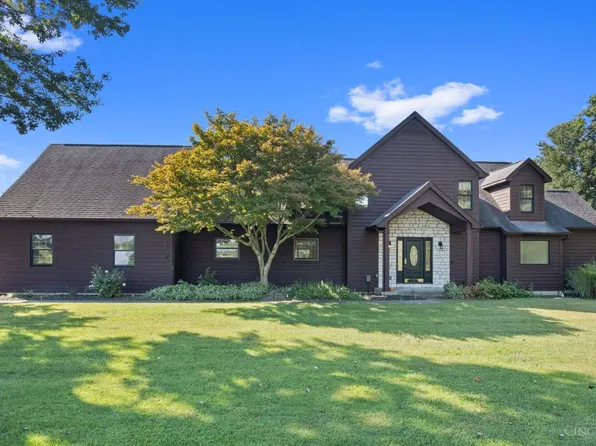 1613 W Concord Rd, Amelia, OH 45102