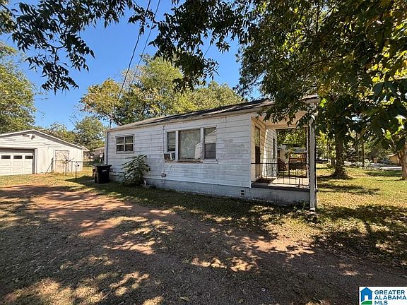 2nd image of 5109 5th St N